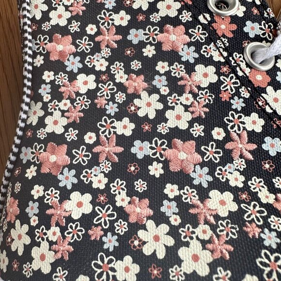 ⭐Converse Ctas Lift Platform Hi Sz 7.5 Women Shoes Flowers Sneaker Black A14264C - Picture 10 of 15